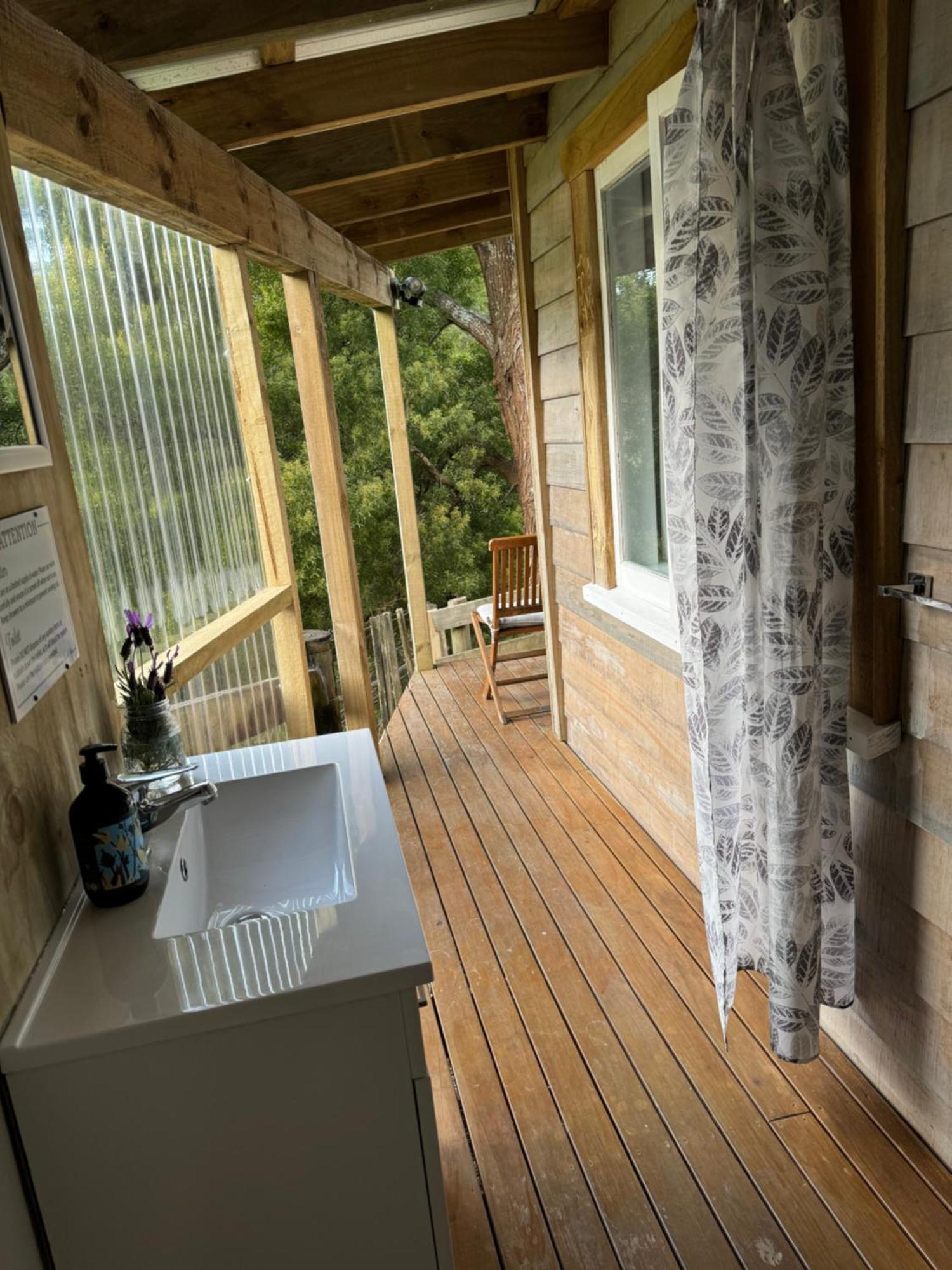 Private Cabin Close To The City Centre ファンガレー エクステリア 写真